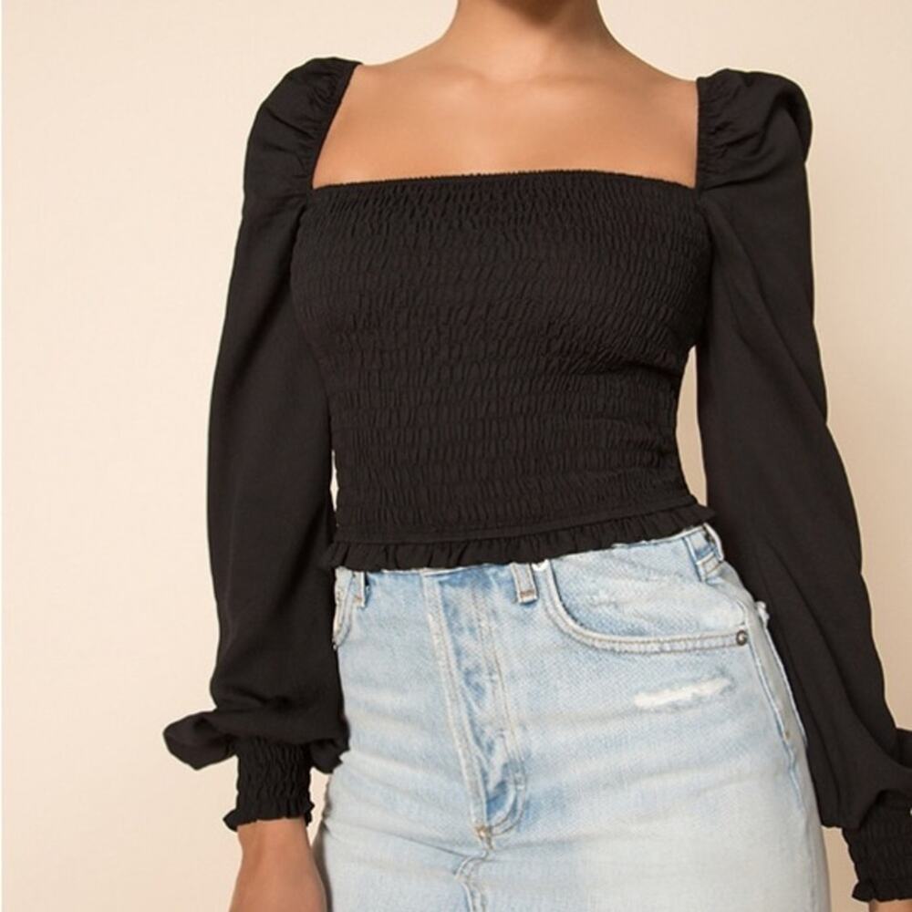 Superdown Tanya Black Smocked Puff Sleeve Cropped Top Size Small